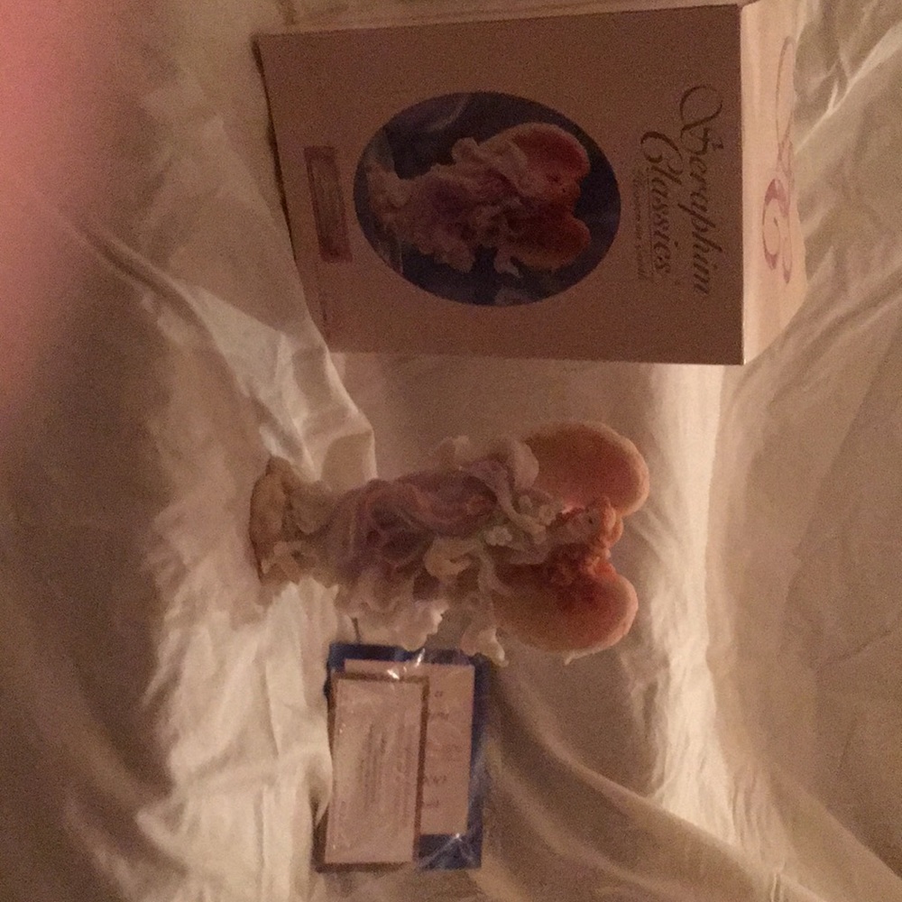 Roman’s, Inc. Seraphim Classics. Elizabeth - Heaven’s Victory. Item #81514.